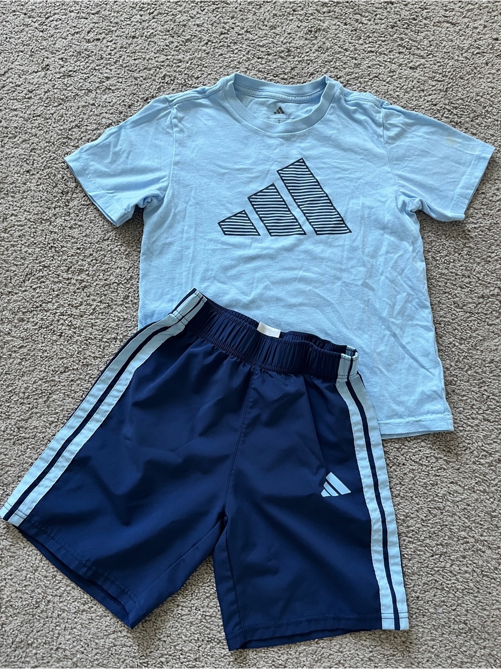 Kids Adidas Tee and Shorts Matching Set - Size S (US8)